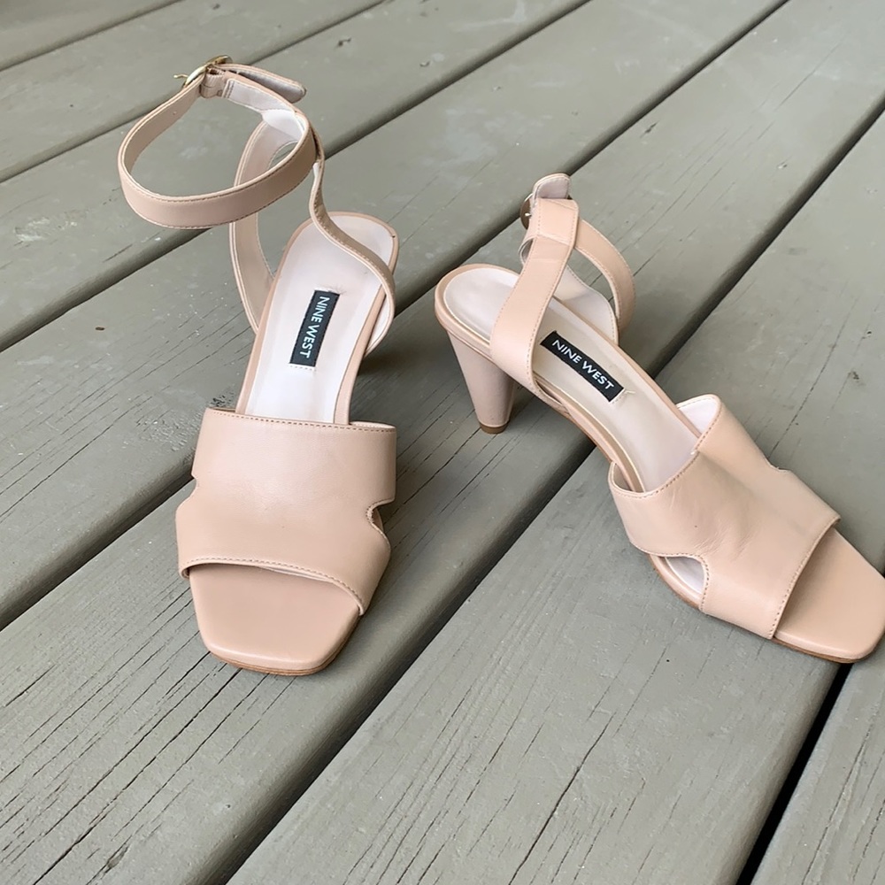 Nine West - Leader